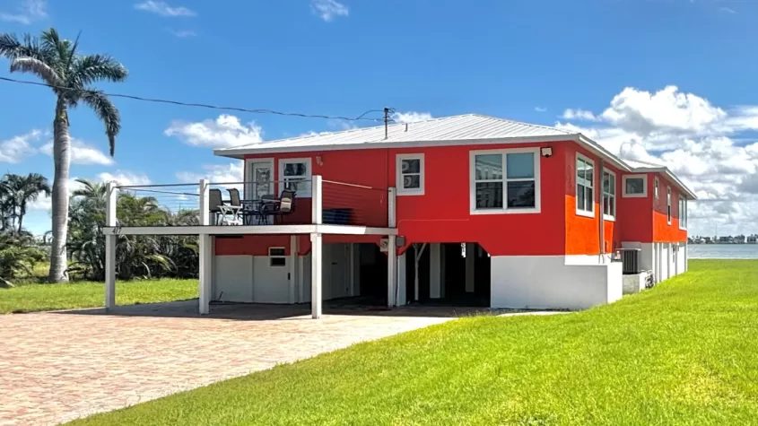Orange Bay Retreat 