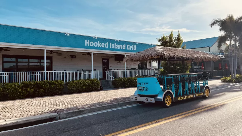 Trolley Pub Cape Coral